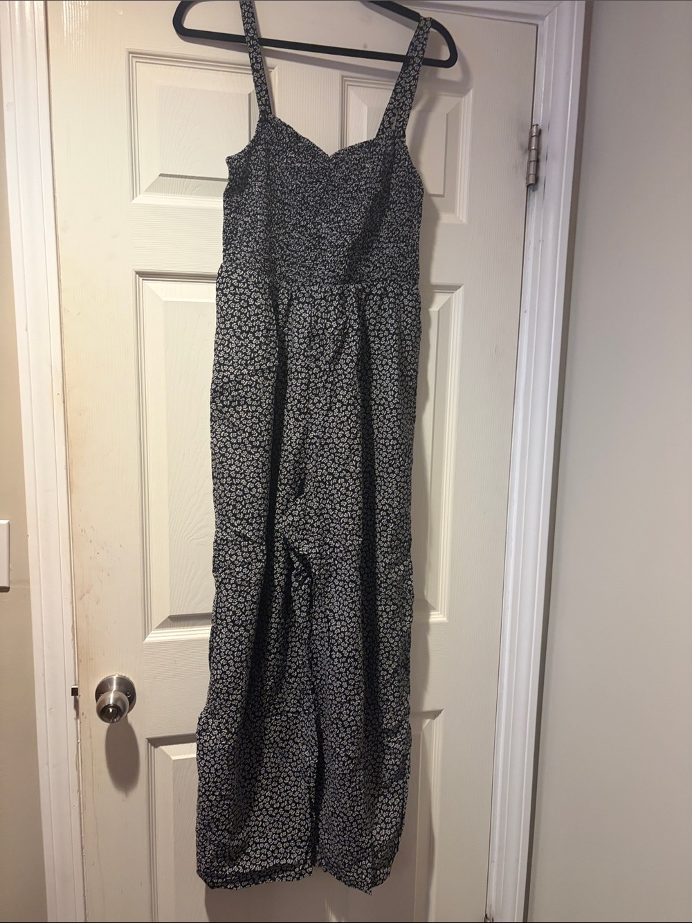 Madewell Ditsy Floral Smocked Wide-Leg Jumpsuit in Navy L - Picture 3 of 5